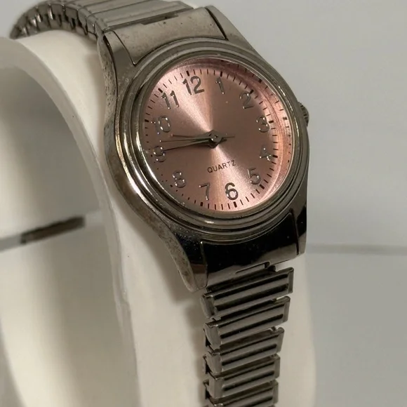 Silver Stretch Band Watch with Rose Pink Dial New Battery - Picture 2 of 7